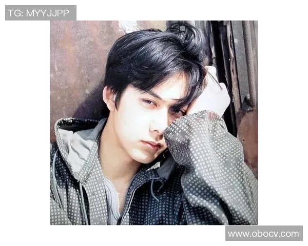 罗凯文的成长之路:从平凡少年到耀眼明星的奋斗历程与心路历程 罗凯文的成长之路:从平凡少年到耀眼明星的奋斗历程与心路历程