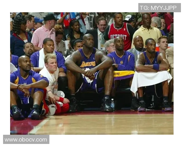 2004年NBA总决赛湖人与活塞的巅峰对决与历史意义解析