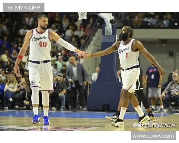 快船与开拓者精彩对决高清回放全场集锦分析 快船与开拓者精彩对决高清回放全场集锦分析